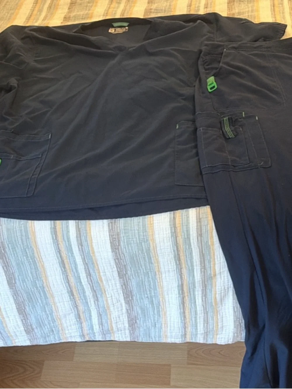 Carhartt Forxe Flex Womens scrub set